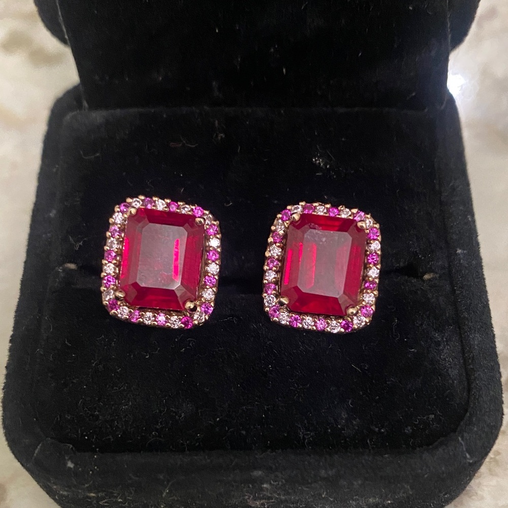 Elegant genuine gemstone Pigeon Red Ruby 9 carat and sapphire Earrings